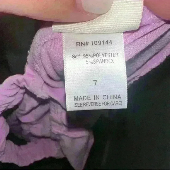 One of a Kind Girls Romper - Picture 3 of 3